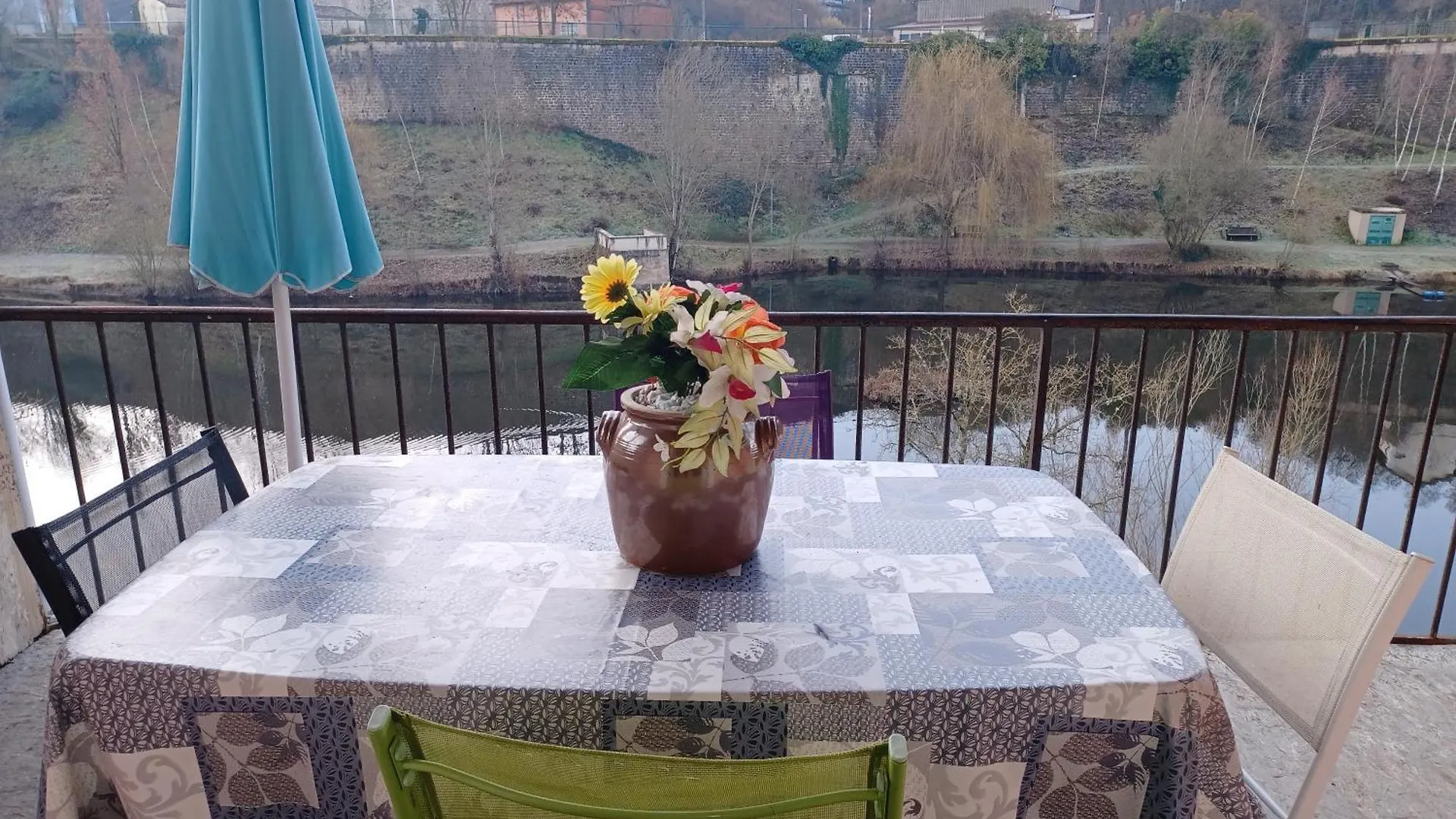 Cosy T3 Spacieux Aubin  0*, Aubin (Aveyron)